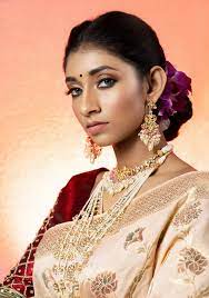 royal maharashtrian bridal makeup by