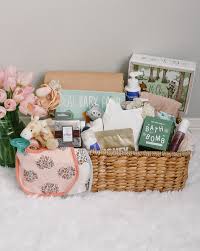 diy babyshower newborn gift basket