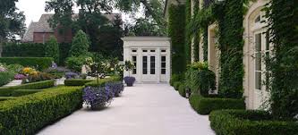Garden Rooms With Baby Gem Boxwood