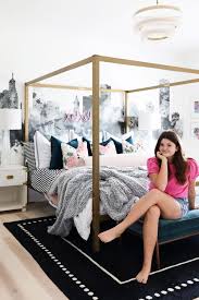 Emmy S Gossip Girl Bedroom Design Debut