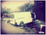 Resultado de imagem para white van accident