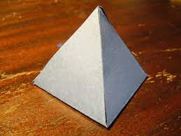 como fazer uma pirâmide de papel 8 pos