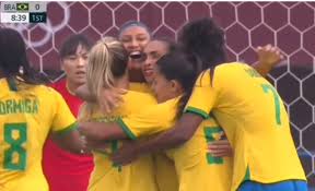 O brasil está virtualmente classificado para a próxima fase. Olimpiada 2021 Selecao Feminina De Futebol Goleia A China Em Estreia Brasil Valor Economico