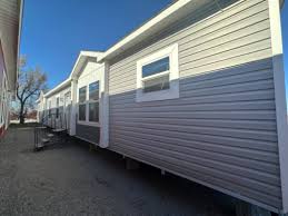 find used and repossessed mobile homes
