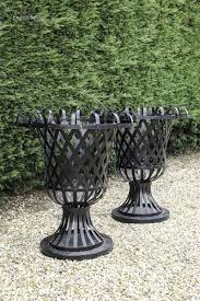 Black Lattice Garden Urn Planters