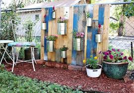 Some Awesome Vertical Garden Ideas On