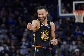 Stephen Curry closes in on NBA 3-point ...