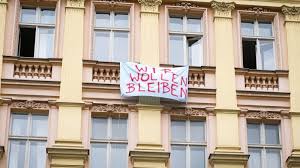 Juli 2011 soll es passiert sein: Mietenexplosion Merkel Setzt Weiterhin Auf Wohnungsbau Schafer Gumbel Fordert Mietendeckel