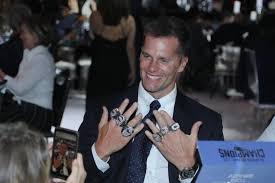 (born august 3, 1977) is an american football quarterback for the tampa bay buccaneers of the national football league (nfl). Tom Brady Patriots Receive Sixth Super Bowl Rings Upi Com