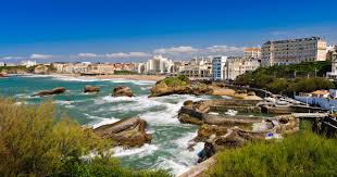 Louis blériot, the famous french pilot who played a pioneering role in the history of aviation, visits the area. Cheap Flights Amsterdam Biarritz Jetcost