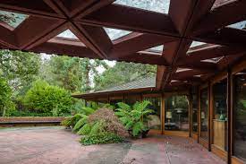 rare frank lloyd wright home hits the