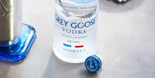 many carbs are in grey goose s
