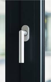 Kawneer Introduces A New Suited Handle