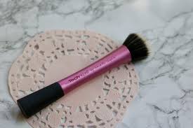 my top 5 favorite makeup brushes