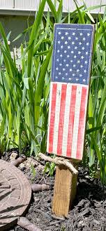 Easy American Flag Garden Stake