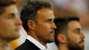 Luis enrique has stepped down as spain coach and will be replaced by his no 2, robert moreno. Luis Enrique Trauert Wegen Tod Der Tochter An Krebs