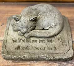 Stone Garden Memorial Cat With Verse