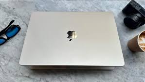 15 inch macbook air base model review