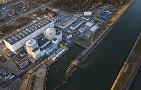 La France débranche un réacteur de sa plus vieille centrale nucléaire | Le  Devoir