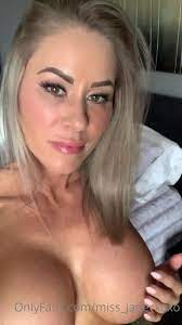 Miss jade xoxo comment below i would love to hear from you xxx onlyfans  porn videos