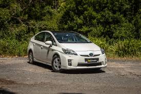 used toyota prius review redriven