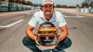 Both men have appeared in previous posts on the carlos sainz karting social media. F1 Carlos Sainz Jr S Helmet Pays Tribute To Covid Victims