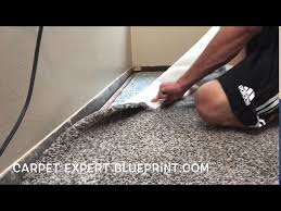 how to fix re stretch carpet in a