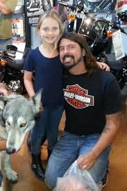 Now the dave grohl is such an awesome dude and absolute legend! 67 Best Dave Grohl Daughter Ideas Dave Grohl Dave Grohl Daughter Dave