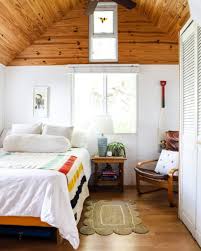 cozy cabin bedroom ideas cote