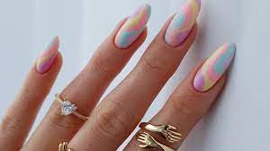 9 nail trends to try this winter at