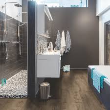 can a bathroom have wooden flooring