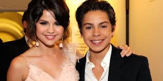 Austin height is 1.73 m, weight is 65 kg. Selena Gomez Just Got The Most Touching Tribute From Jake T Austin