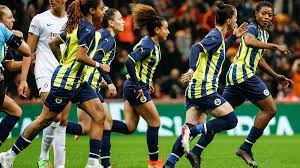 Galatasaray - Fenerbahçe kadın futbol takımları karşılaştı