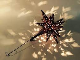 Tin Moravian Star Light Tree Topper