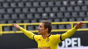 From his wife or girlfriend to things such as his tattoos, cars his market value is only at, a reported, 38 million euros. Thorgan Hazard Alle Infos Zum Offensivspieler Von Borussia Dortmund Karriere Stationen Erfolge Fussball