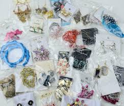 whole jewelry lot 30 pairs high