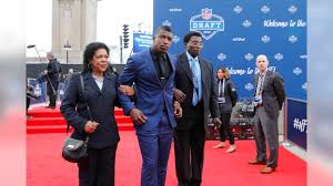 2016 nfl draft red carpet