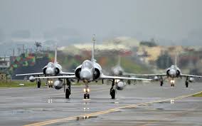 taiwan s air force shows off fighters