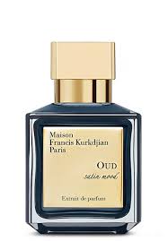 The usually abrasive synthetic oud and amber here is smoothed by a very feminine soapy/powdery rose accompanied by a sweet creamy vanilla that could have been. Oud Satin Mood Extrait Extrait De Parfum By Maison Francis Kurkdjian Luckyscent