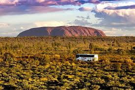 Welcome to the official abc alice springs. Enkele Reis Met De Shuttle Van Alice Springs Naar Uluru Ayers Rock 2021