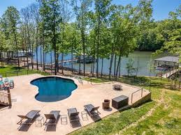 homes in lake norman of