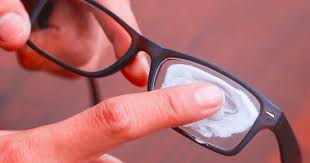 This same recipe can also be used to give a nice shine to ceramic, chrome, and other hard surfaces. 42 Life Hacks That Every Person Who Wears Glasses Should Be Aware Of