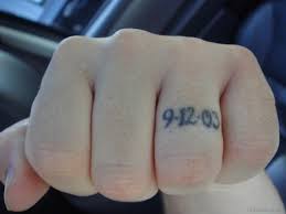 37 Cute Finger Tattoos