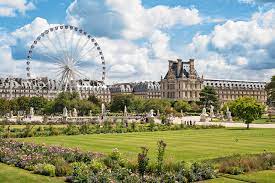 jardin des tuileries in paris a