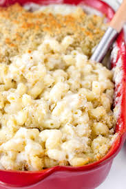 white cheddar mac and cheese cooking