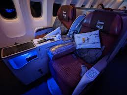 qatar airways old 777 business cl