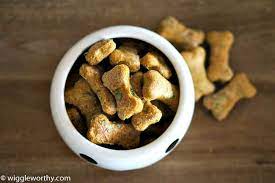 When your dog's crushing on peanuts, these easy recipes for homemade peanut butter dog treats will keep them licking their chops. Homemade Low Calorie Dog Treats For Obese Dogs Monkoodog