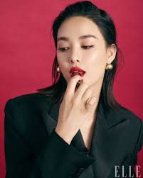 lee joo yeon names her favorite makeup
