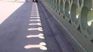 Penis shaped' shadows on one of London's most iconic bridges leave people  in stitches - MyLondon