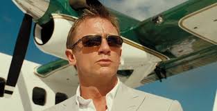 A casino royale is debatably for most fans the best bond film and i can honestly view this film as a movie of its own to be honest. Casino Royale 2006 Rotten Tomatoes